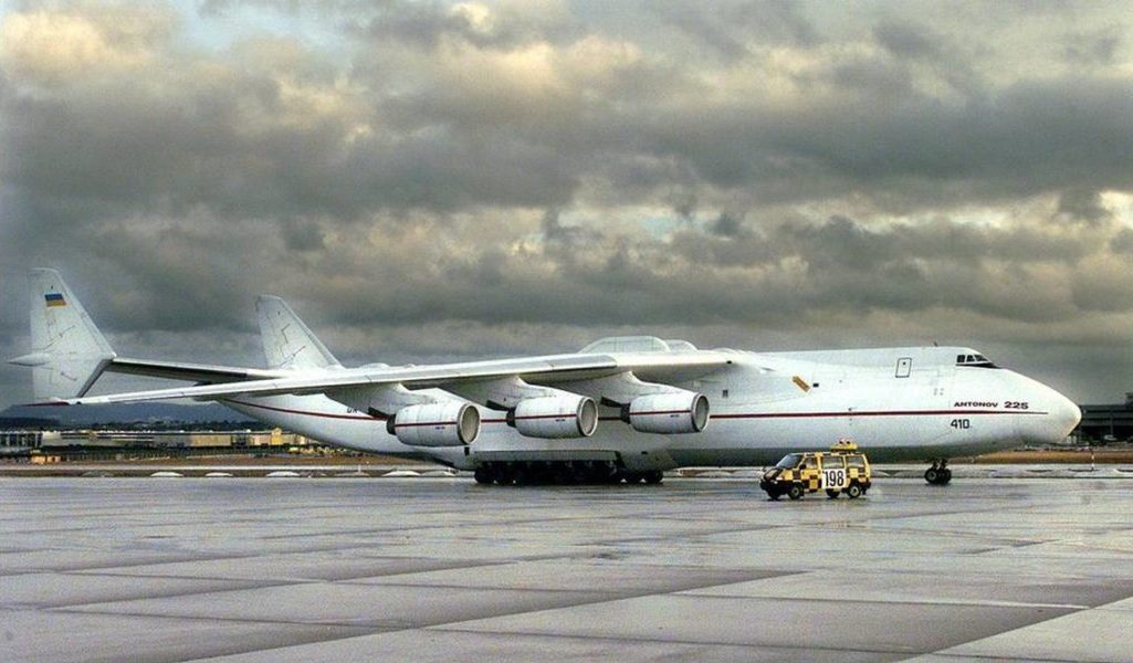 Στο «Ελ.Βενιζέλος» το μεγαλύτερο αεροπλάνο του κόσμου