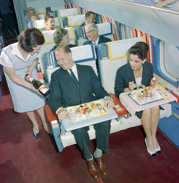 Ταξίδι στο χρόνο: Πτήση με την Swissair την δεκαετία του ‘60