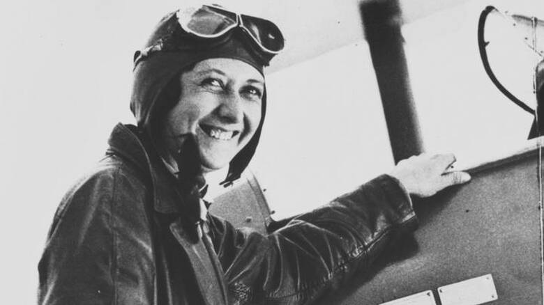 Maude Lores Bonney: Ποια ήταν η πρώτη γυναίκα αεροπόρος που τιμά η Google