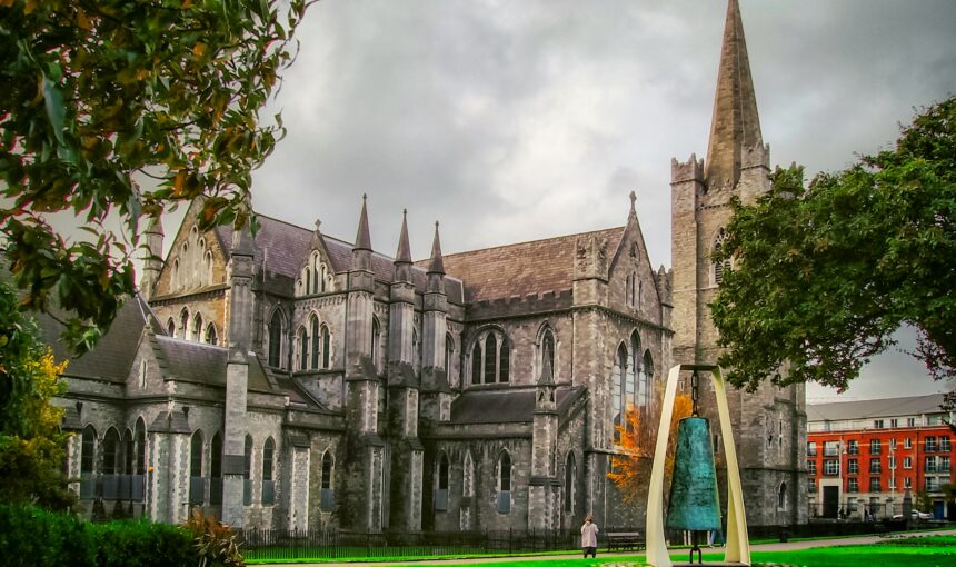 Δουβλίνο: Η ζωντανή πρωτεύουσα του Σμαραγδένιου Νησιού