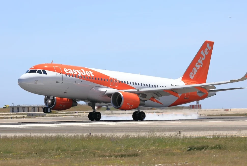 easyJet