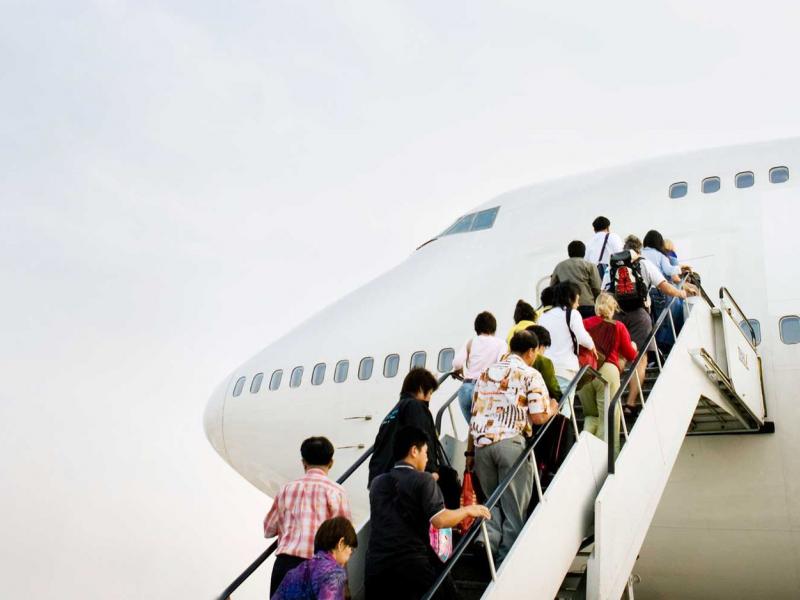 επιβίβαση στα αεροπλάνα