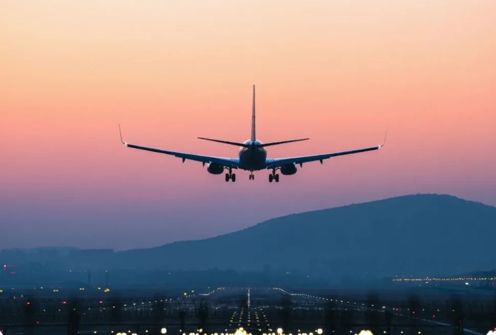 Γαλλικό αεροσκάφος επέστρεψε από ΗΑΕ