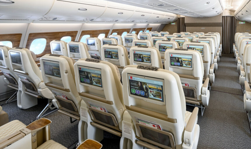 Emirates: Ολοκληρώθηκε η αναβάθμιση των πρώτων 100 αεροσκαφών